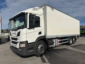 Transporteur Camion Scania P360 dans Vena Autriche
